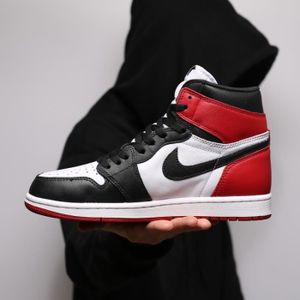 nike jordan 1 retro high satin black toe