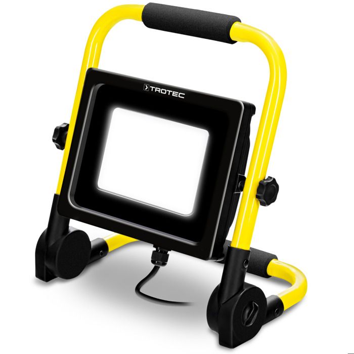 TROTEC Projecteur de chantier à LED PWLS 10‑70 Puissante lampe de travail à LEDs offrant une luminosité élevée de 6.300 lm TROTEC Projecteur de chantier à LED PWLS 10‑70 Puissante lampe de travail à LEDs offrant une luminosité élevée de 6.300 lm
