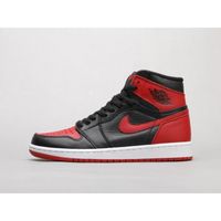 Chaussures de basket Nike Air Jordan 1 Home to Home Chicago - Hommes et Femmes - Noir et Rouge