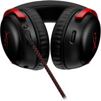 Casque gaming fermé HyperX Cloud III (rouge) avec son spatial DTS Headphone:X et micro amovible à réduction de bruit