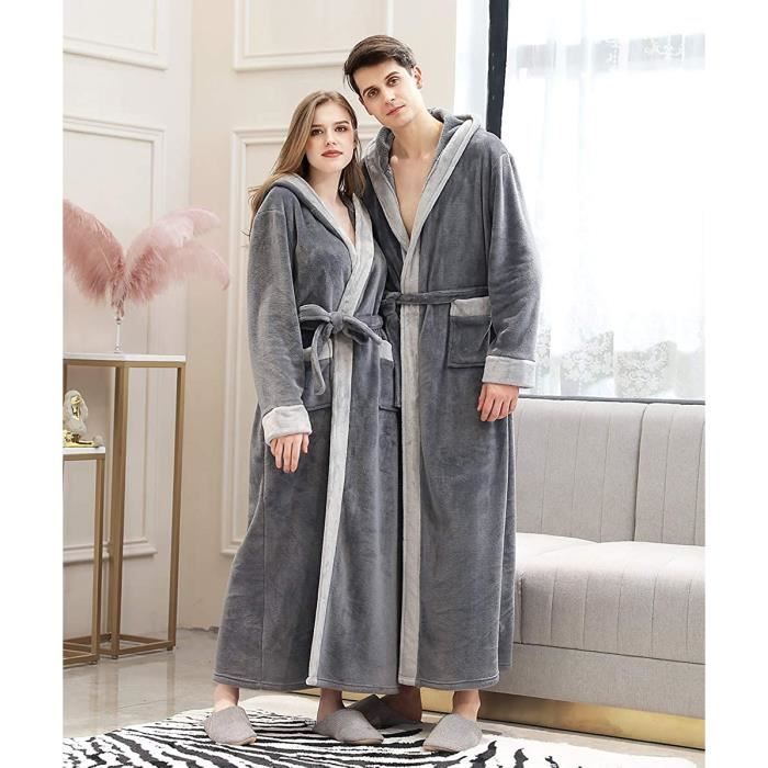 Robe de chambre homme polaire avec capuche sale