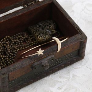 BRACELET - GOURMETTE YOSOO bracelet étoile de lune Bracelet ouvert pour femme Bracelet en cuivre plaqué avec décoration étoile de lune (or)