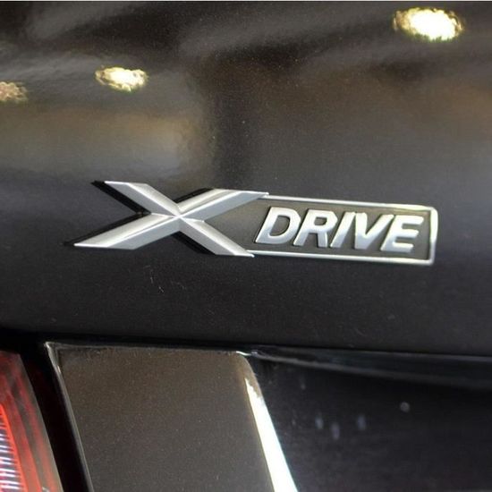Autocollant Badge 3D Métal Blue Drive – Décoration Coffre Voiture – Adhésif Haute Qualité – Facile à Poser Et Retirer