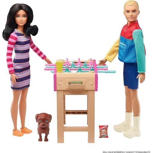 Barbie - Poupée styliste Malibu et 14 Accessoires, thème
