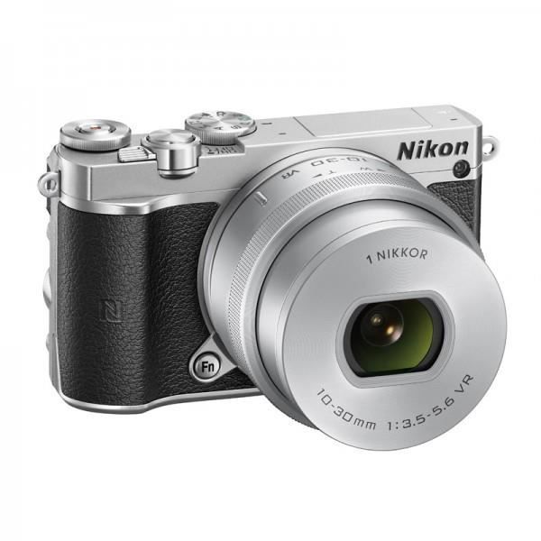 NIKON 1 J5 + 10 30 PDZ