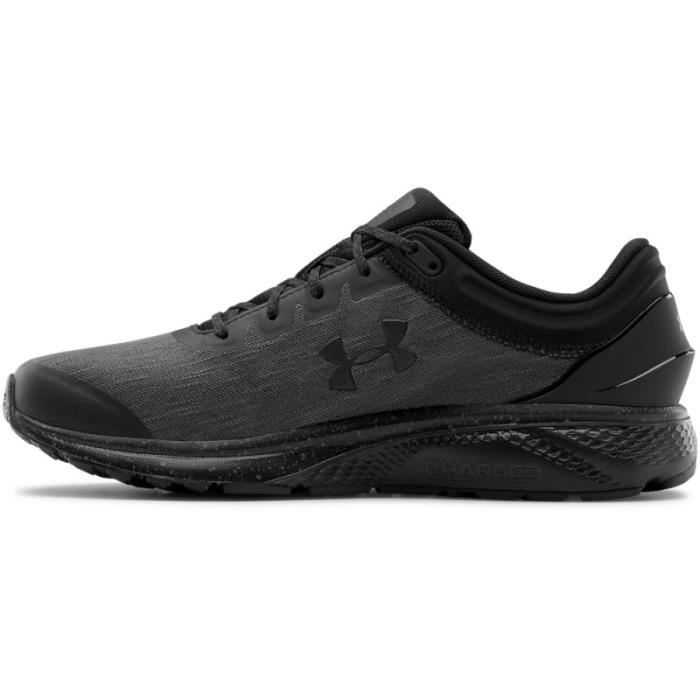 Basket Under Armour CHARGED ESCAPE 3 EVO - Réf. 3023878-002. Couleur : Noir. Détails. - Empeigne en mesh technique légère et