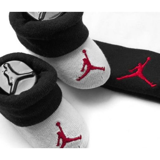 Ensemble Vetement Jordan Bebe Garcon Bonnet Et Chaussons Noir Et Blancrose Et Blanc Noir Et Blanc Cdiscount Pret A Porter Ensemble Vetement Jordan Bebe Garcon Bonnet Et Chaussons Noir Et Blancrose Et Blanc Noir Et Blanc Cdiscount Pret A Porter