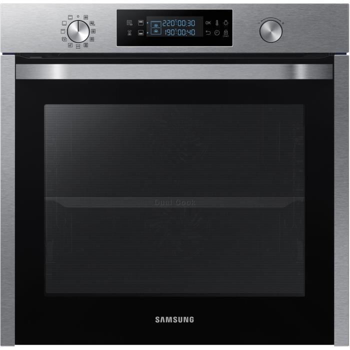 Four encastrable SAMSUNG NV75K5571RS