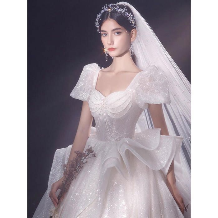 robe-de-mari-e-2025-tra-ne-f-erique-petite-taille-palais-fran-aise