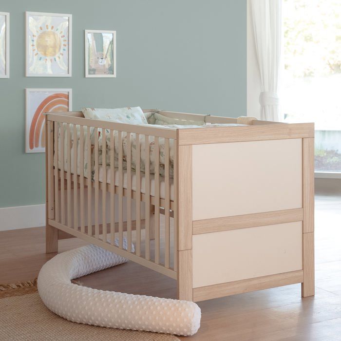 Lit Bébé Évolutif 70x140 ROBA - Momo - Convertible en Lit Junior - Hauteur Réglable - Cachemire - Chêne Tristan Lit Bébé Évolutif 70x140 ROBA - Momo - Convertible en Lit Junior - Hauteur Réglable - Cachemire - Chêne Tristan