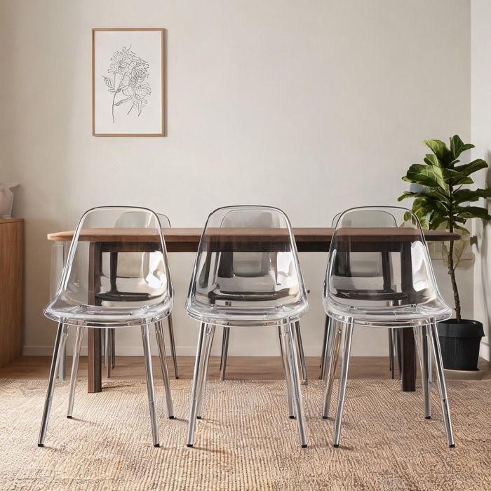 Lot de 4 chaises transparentes en acrylique avec assise coque et pieds métal polished silver – Design moderne pour salle à manger