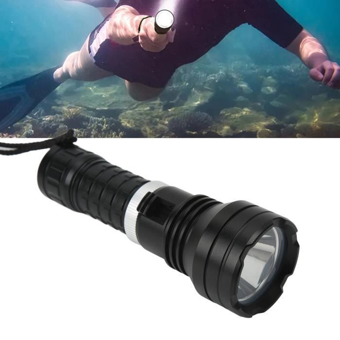 Lampe De Poche étanche Plongée IPX8 P70.2 - Torche DEL Puissante 100-200m - Switch Magnétique