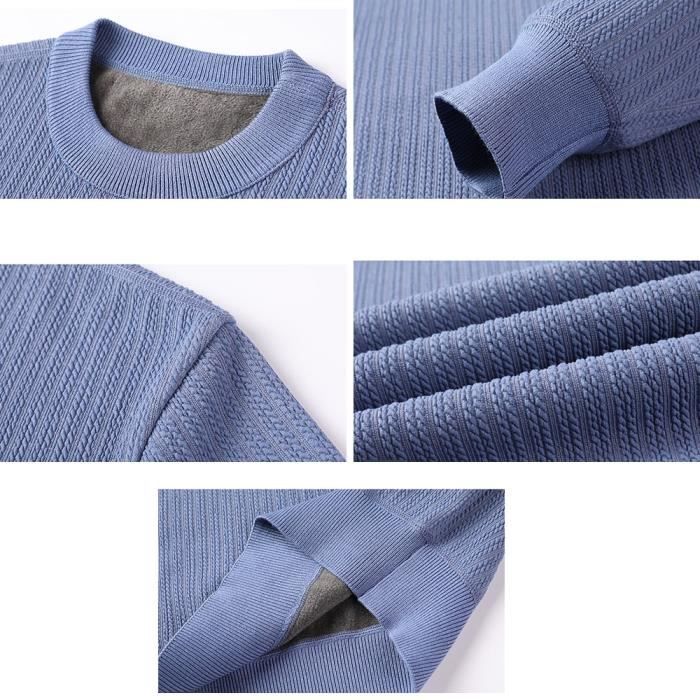 Jeune homme en veste marron grisâtre, chemise noire regardant de côté Jeune homme en veste marron grisâtre, chemise noire regardant de côté