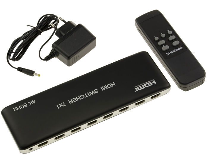 SWITCH HDMI 2.0b 4K 60Hz alimenté, 7 ports en entrée vers 1 sortie -  Boitier métal, avec télécommande et alimentation - Cdiscount Informatique