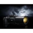Appareil photo numérique compact NIKON COOLPIX P1000 Noir - 16 Mp CMOS - Zoom optique 125x - Vidéo 4K UHD-4