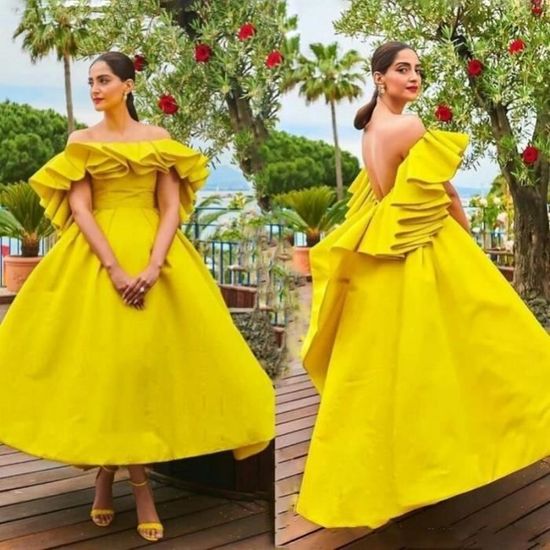 Robe de bal courte en Satin jaune vif epaules denudees Sexy dos nu a volants robes de soiree arabie saoudite Blanc Cdiscount Pret a Porter