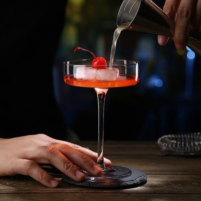 Ensemble deals de cocktail