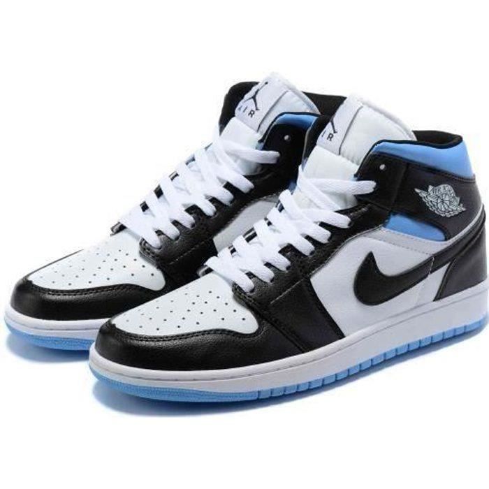 Jordan 1 bleu et noir sale