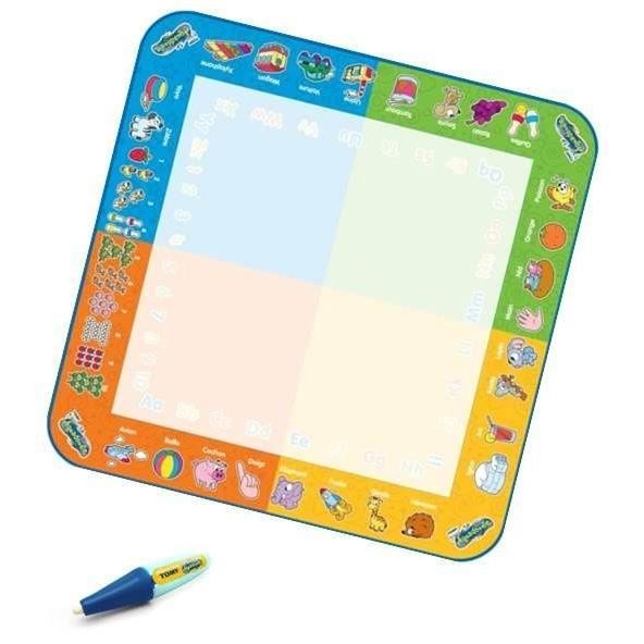 TOMY - Tapis Aquadoodle Classique 4 Couleurs T72372, Tapis de Dessin à Eau, Coloriage Géant, Tapis d'Éveil Adapté aux Enfants dès 18 - Puériculture & Eveil bébé TOMY - Tapis Aquadoodle Classique 4 Couleurs T72372, Tapis de Dessin à Eau, Coloriage Géant, Tapis d'Éveil Adapté aux Enfants dès 18 - Puériculture & Eveil bébé