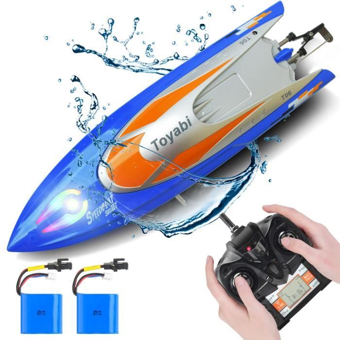 Bateau télécommandé à Grande Vitesse Demi-tour à 90 degrés 2.4GHz LED Affichage Contrôleur avec 2 Batteries