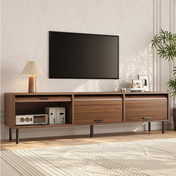 Meuble TV bas 180 cm noyer 3 portes coulissantes vers le haut pieds métal noir