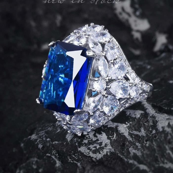 Bague avec saphir bleu hotsell