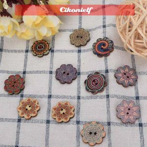 Lot De 50 Boutons Scrapbooking 4 Trous - Diamètre 9 Mm, Assortiment De Couleurs, Résine - Pour Couture Et Mercerie