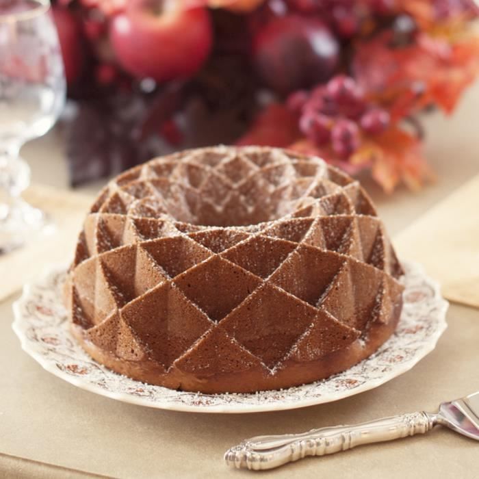 Nordic Ware Moule A Gateau Familial Jubilee Anti Adhesif U Cdiscount Maison
