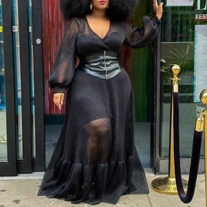 Robe de Soirée Noire en Dentelle - Esther.H Paris | Chic & Intemporelle T36 - Vêtements