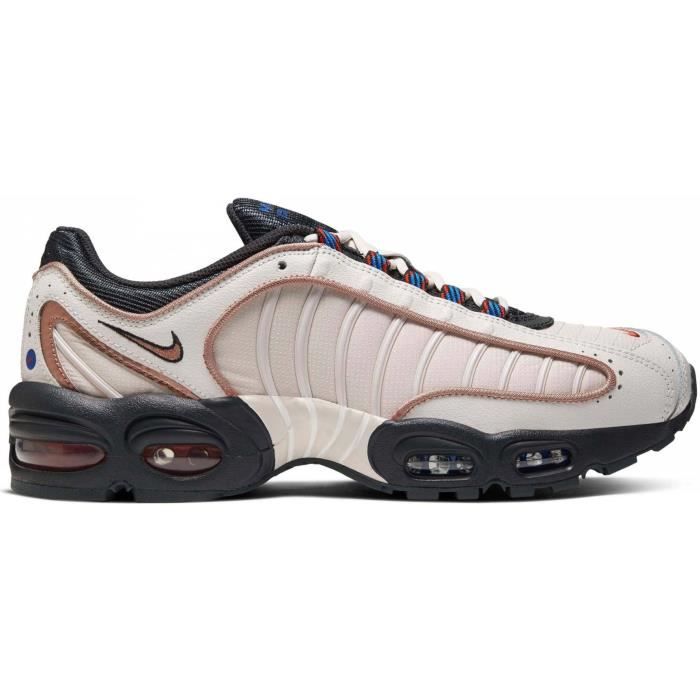 basket nike tailwind