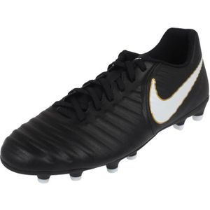 crampon nike tiempo