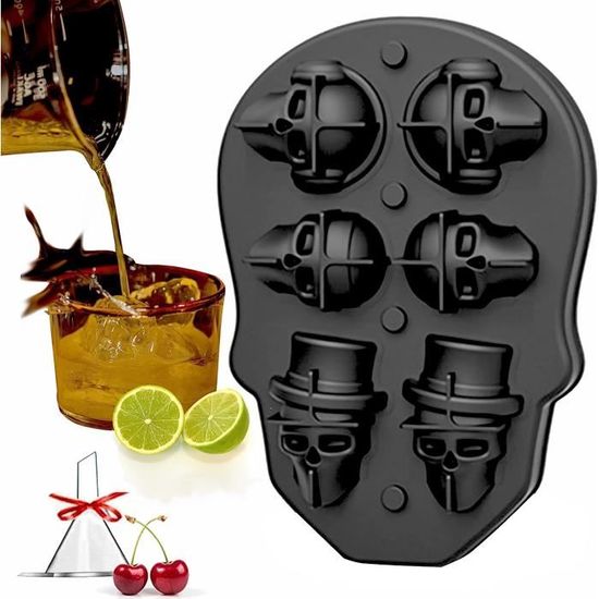 Portrait Studio D'une Tête De Chien De Race Labrador Noir En Gros Plan Arriere Plan Uni Bleu