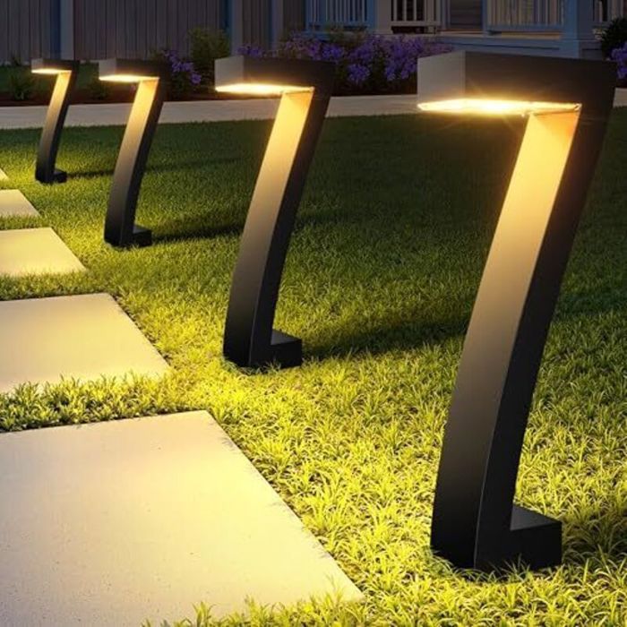 Lot De 4 Lampes Solaires DExtérieur Pour Jardin Étanches Avec Allumage/Extinction Automatique Lumineuses Et Compatibles