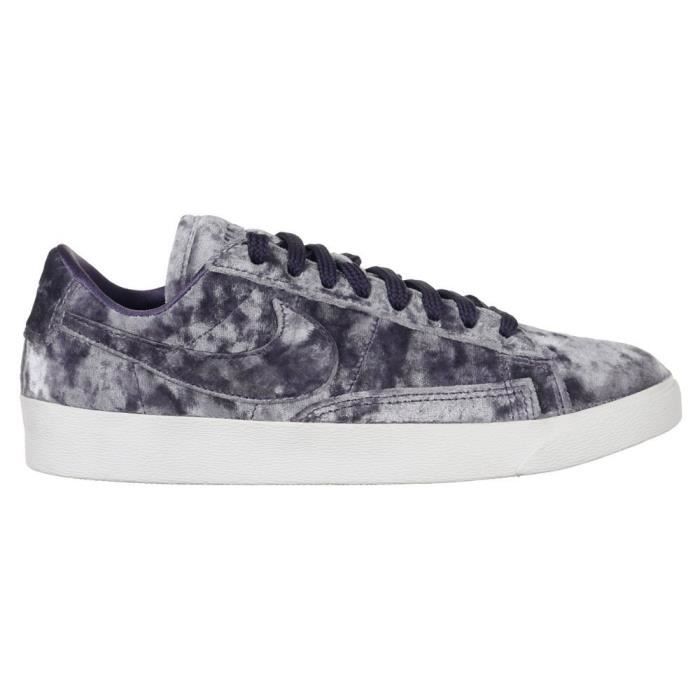 Baskets Femme - Nike - W Blazer Low LX - Gris-Graphite - Lacets - Plat - Textile Baskets Femme - Nike - W Blazer Low LX - Gris-Graphite - Lacets - Plat - Textile