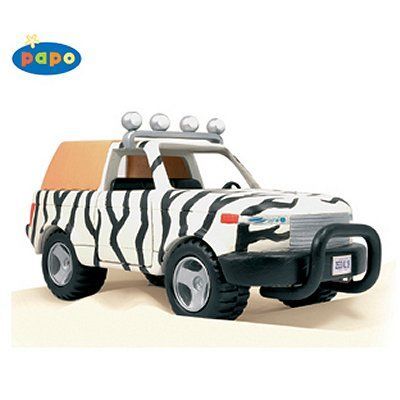4 x 4 de la brousse et son conducteur