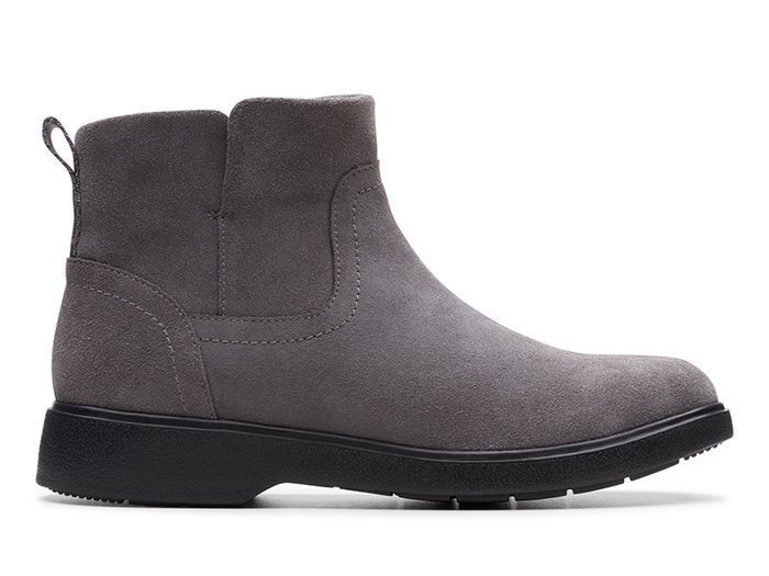 Bottes - CLARKS - Un Elda Lo - Cuir velours gris - Zippées - Semelle caoutchouc 2 5 cm Bottes - CLARKS - Un Elda Lo - Cuir velours gris - Zippées - Semelle caoutchouc 2 5 cm