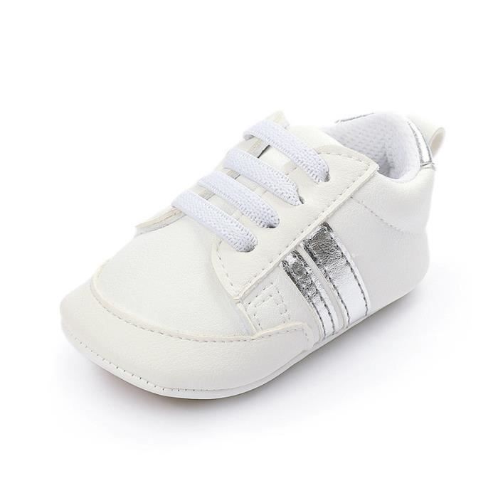 Chaussure pour bébé fille premier pas sales