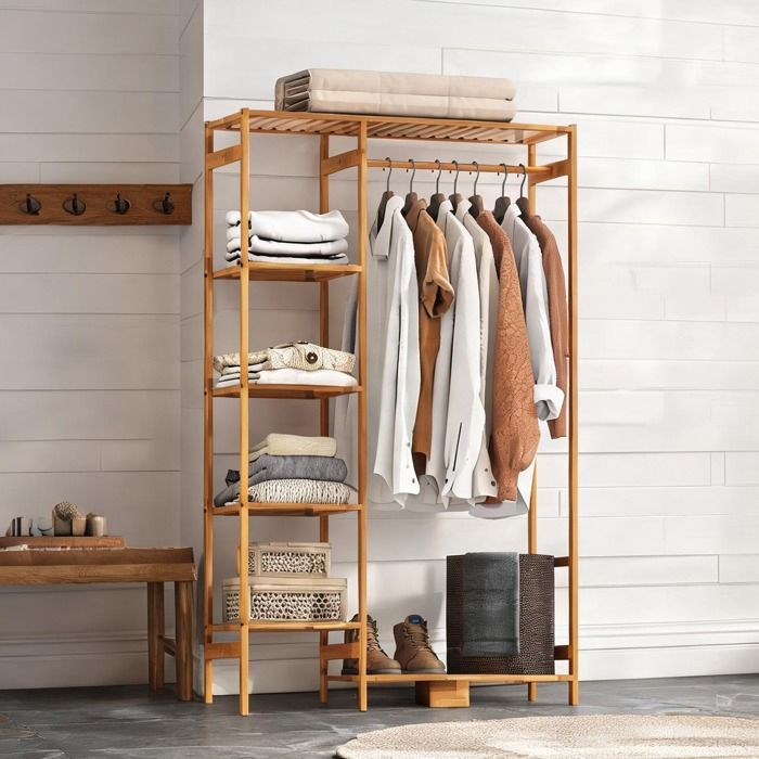 Porte-vêtements en bambou naturel avec tringle et 6 niveaux de rangement 90x30x145 cm idéal chambre dappoint