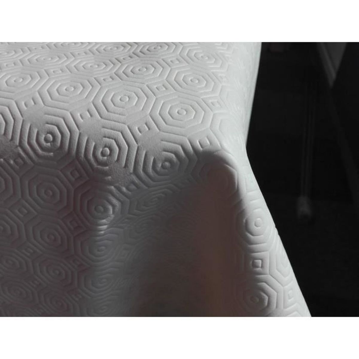 Protection Sous-nappe Vip – 140 X 220 Cm – Polyester Blanc – Neuf Avec étiquettes