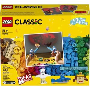 ASSEMBLAGE CONSTRUCTION SHOT CASE - LEGO Classic 11009 Briques et lumieres