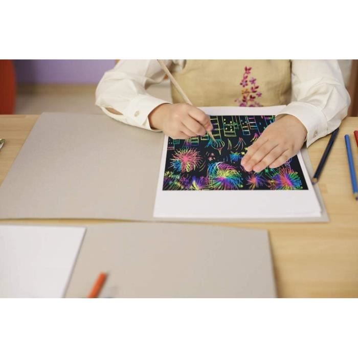Papier à gratter et à graver (40.6x28.4 cm) pour enfants et adultes, planche à gratter, kits de bricolage : lot de 2 avec 4 outils – stylos à dessin, pinceau (château/parc d'attractions