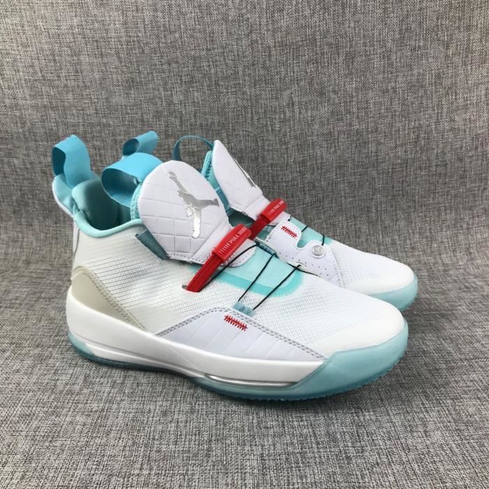 Basket Nike Air Jordan 33 Low Gang Blanc et bleu clair AQ8830 101 Hommes Taille 45 Blanc et bleu clair Cdiscount Chaussures