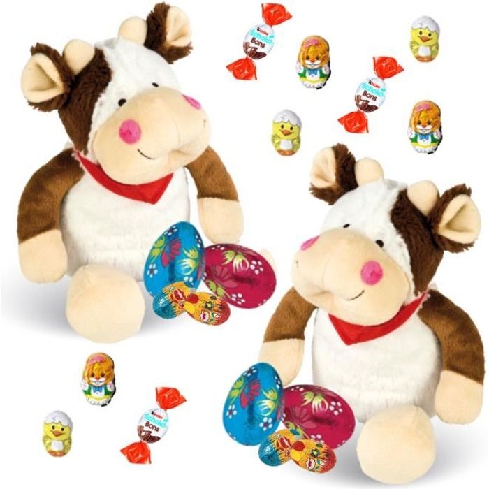 2 peluches vaches accompagnées de 20 chocolats de Pâques et de Kinder Schokobons