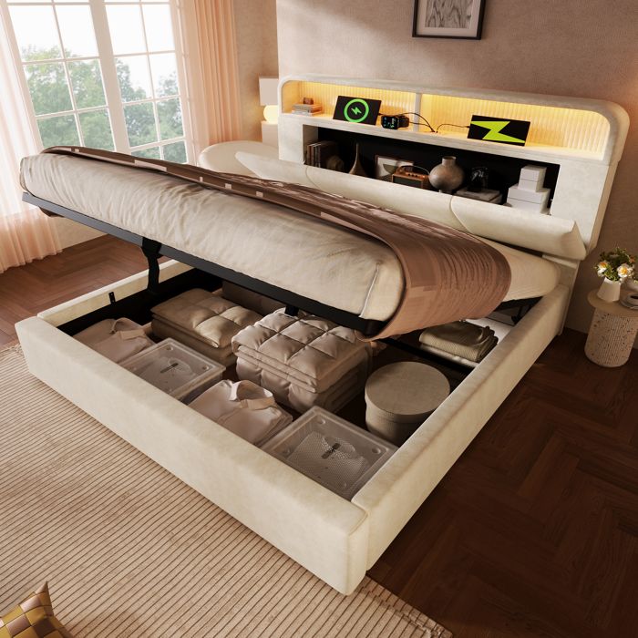 Lit coffre rembourré 140x190cm - Avec LED - Ports USB et Type-C - Avec tête de lit réglable - Velours - Beige (sans matelas) Lit coffre rembourré 140x190cm - Avec LED - Ports USB et Type-C - Avec tête de lit réglable - Velours - Beige (sans matelas)