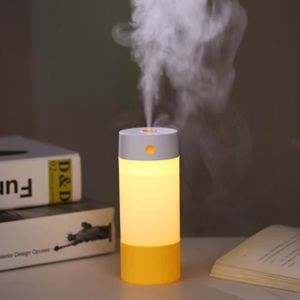 Portable Mini Humidificateur USB Ar/ôme Diffuseur Purificateur Dair 120 ml LED Lumi/ère Pour Voiture En Voiture mont/é sur v/éhicule Voyage Int/érieur Maison Chambre Bureau Bureau Blanc