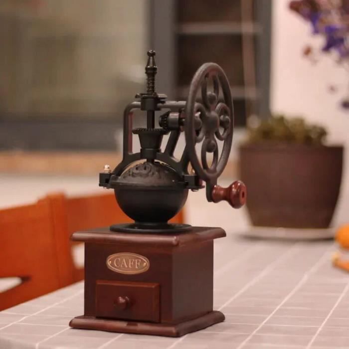 MOUMOUTEN Cafetière en métal pour maison de poupée 1:12 - Simulation de maison de poupée - Cafetière - Accessoire de maison de poupée - Jardin miniature (bronze antique MOUMOUTEN Cafetière en métal pour maison de poupée 1:12 - Simulation de maison de poupée - Cafetière - Accessoire de maison de poupée - Jardin miniature (bronze antique