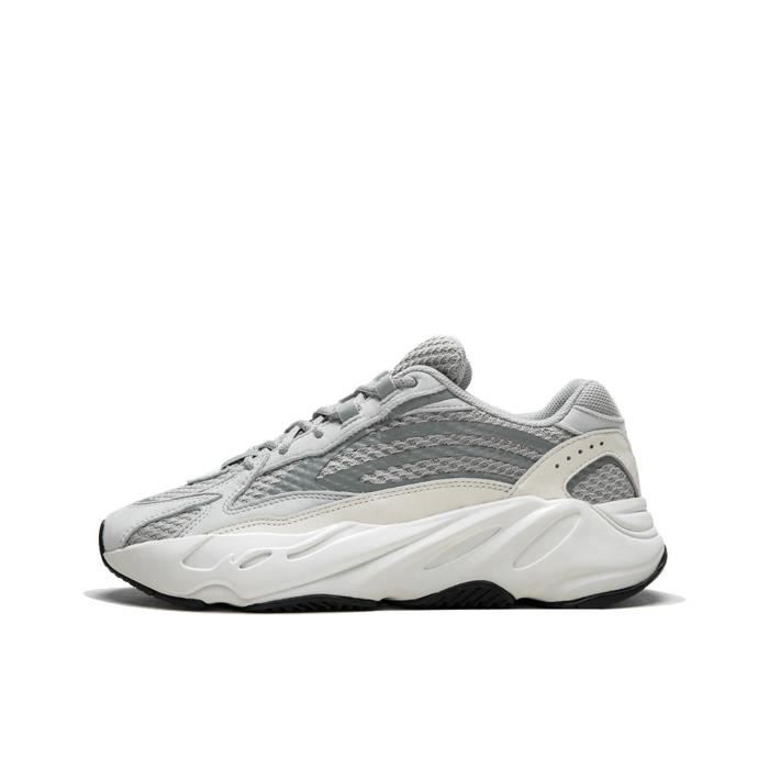 Yeezys Boost 700 V2 Nouvelle Chaussures de Basket Femme Homme Pas Cher