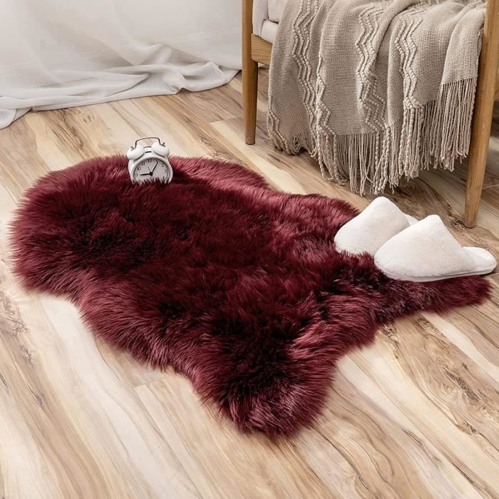 Fausse fourrure rouge outlet