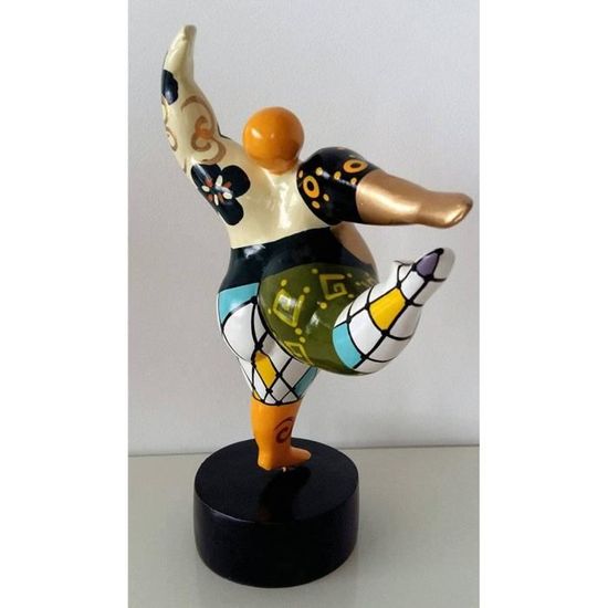 Modèle en résine Statue de femme danseuse hauteur 26 cm dans le style Nanas 