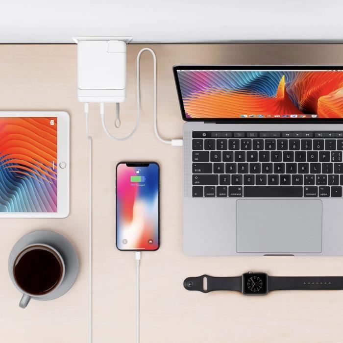 HYPER Hub USB-C HyperDrive 61 W pour adaptateur secteur 13 -MacBook Pro 61 W - Ports : USB-C - 2 x USB-A 5 Gbit / s